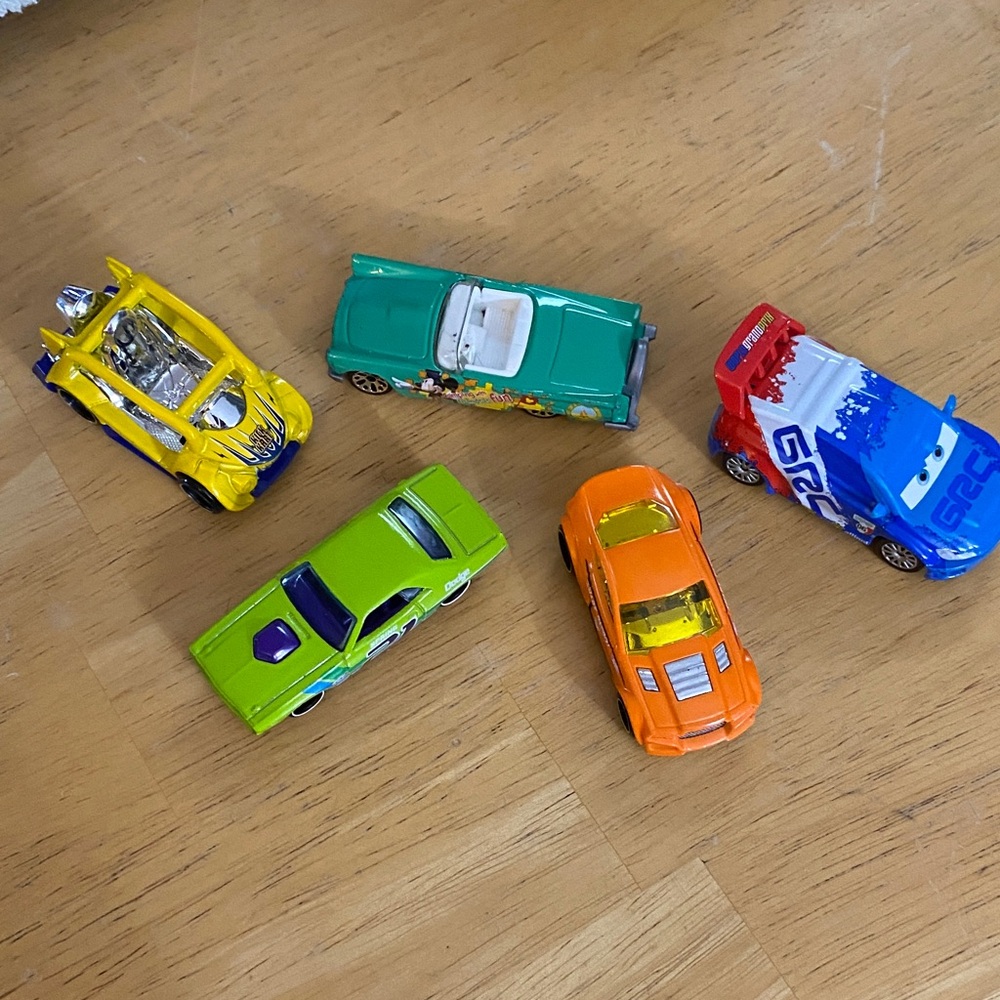 Kids Toy Car Set - Bright Multi-Color Die-Cast Vehicles